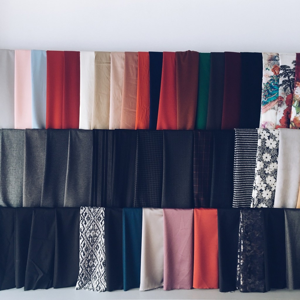 fabric, clothing, studio-1490513.jpg